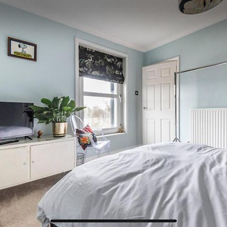 Attractive Comfortable Room In Friendly House Hastings Exterior foto